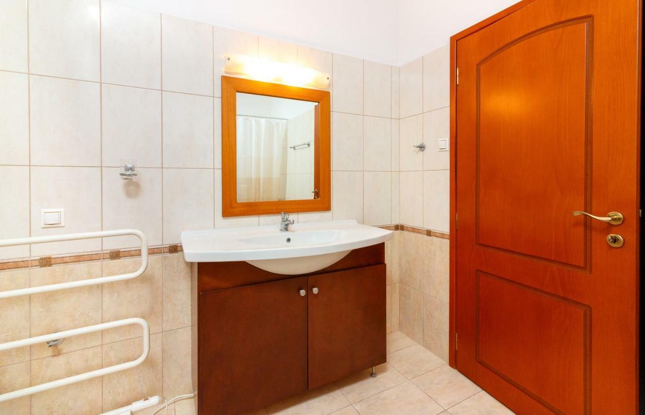 Charming And Comfy House Apartment Agia Marina Екстериор снимка
